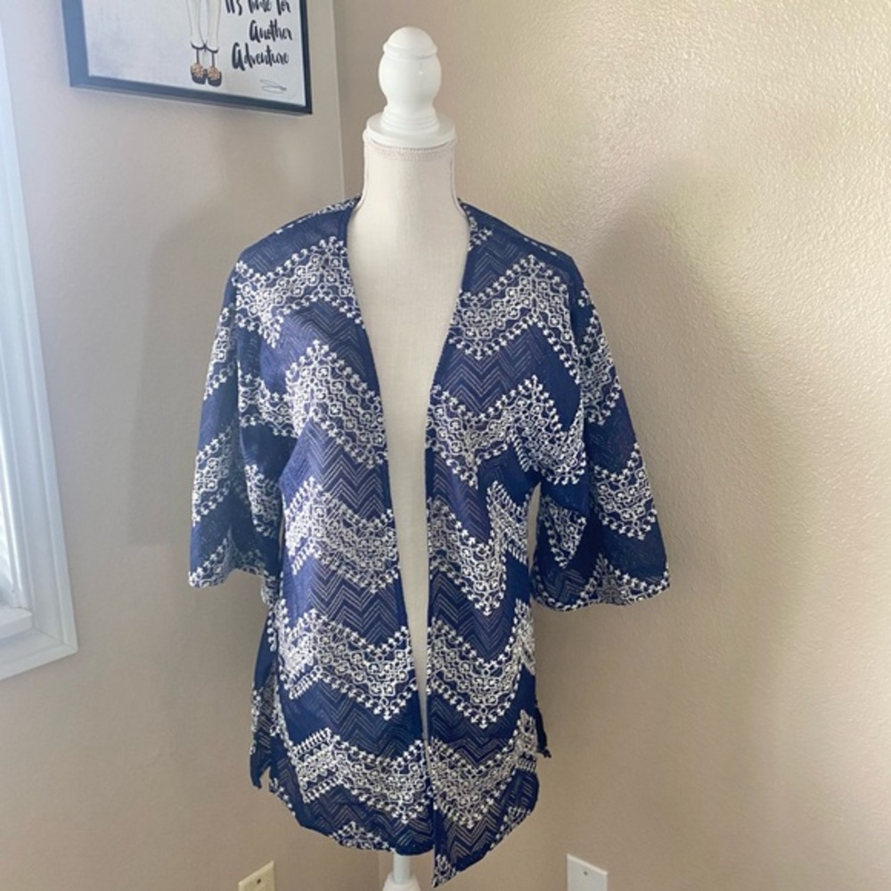 Xhilaration navy & white chevron kimono open knit short sleeve cardigan, Sz. M/L